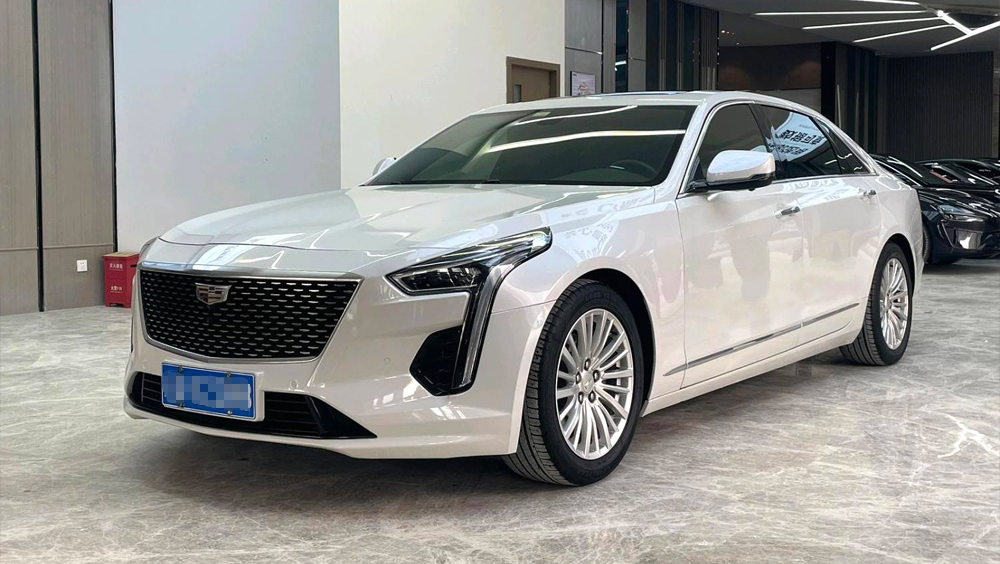 凯迪拉克 CT6 2.0T 28T 精英型 自动挡
