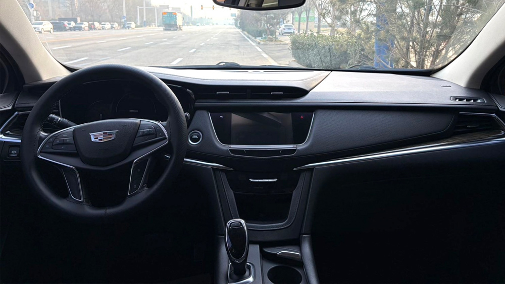 凯迪拉克 2016款 XT5 2.0T 25T 豪华型 自动挡-3