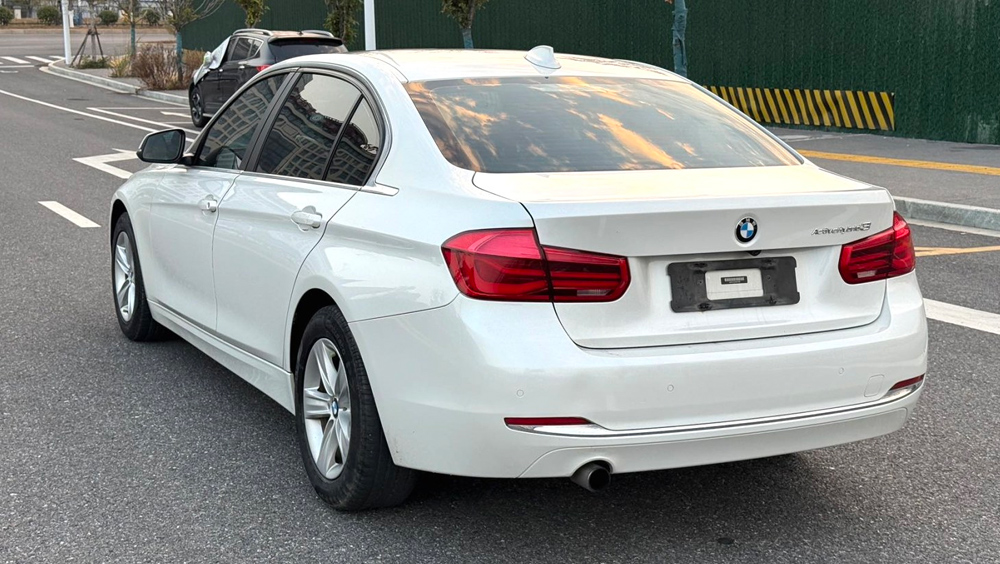 2016款 宝马3系 316Li 1.6T 时尚型 自动挡-1