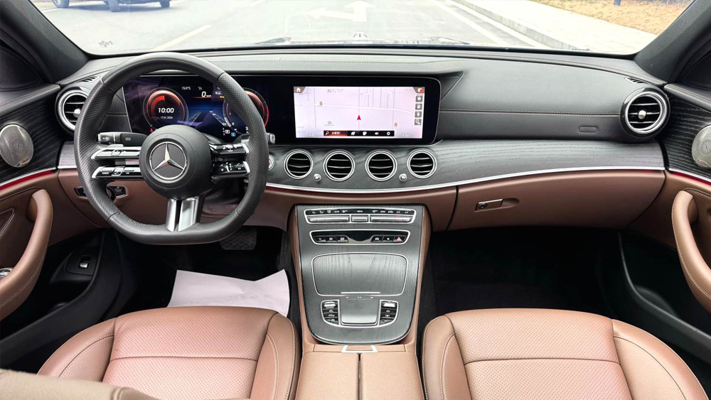奔驰E级 E300L 2.0T 运动豪华型 自动挡-2