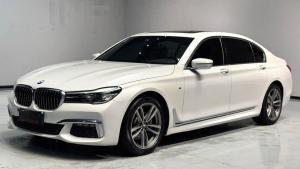 宝马7系 730Li 2.0T 领先型 M运动套装 自动挡